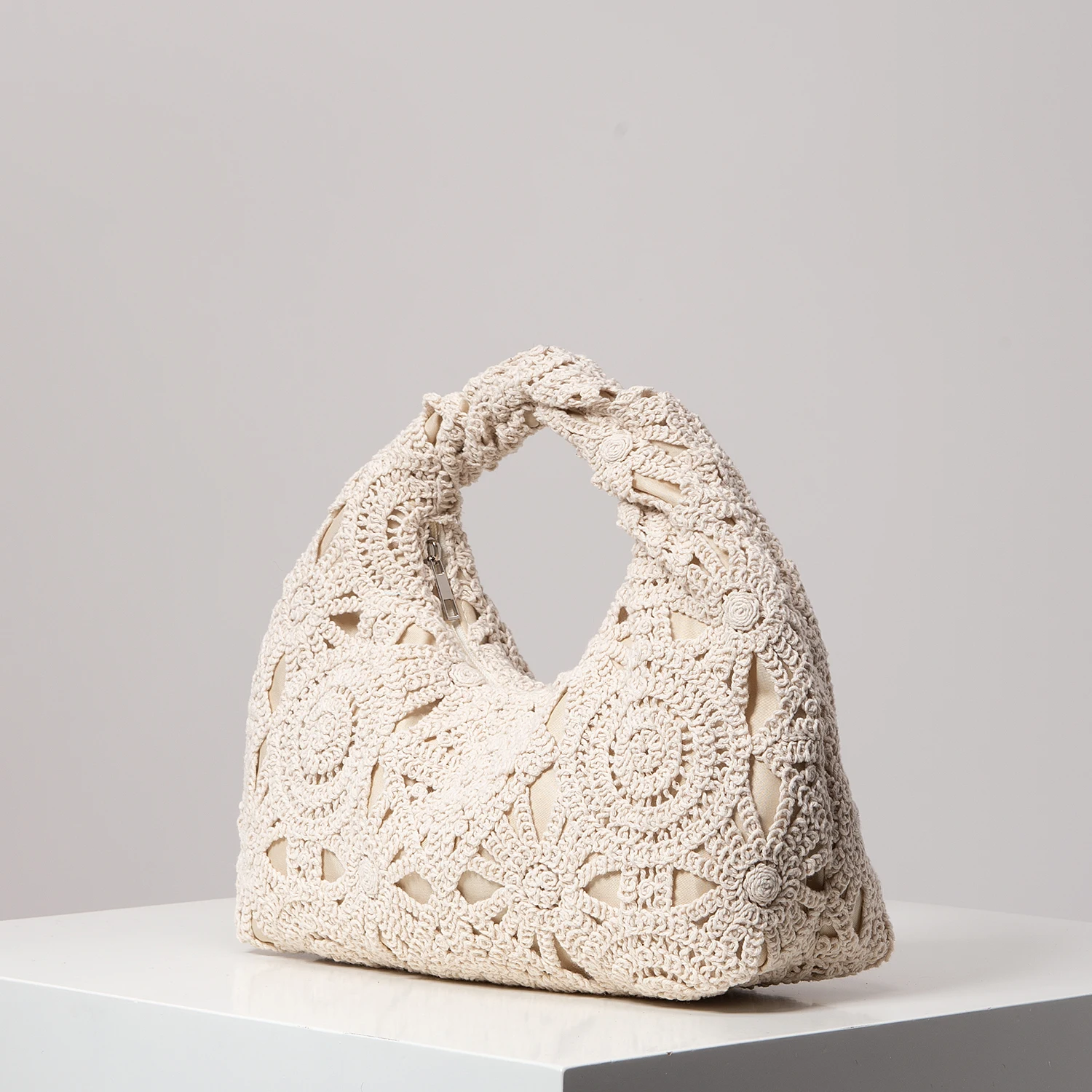 Pattern Hollow Woven Handbag，Bohemia Beach Bags for Women，Crochet Set，Beach Accessories Women，Travel Must Haves（Random Pattern） image 3