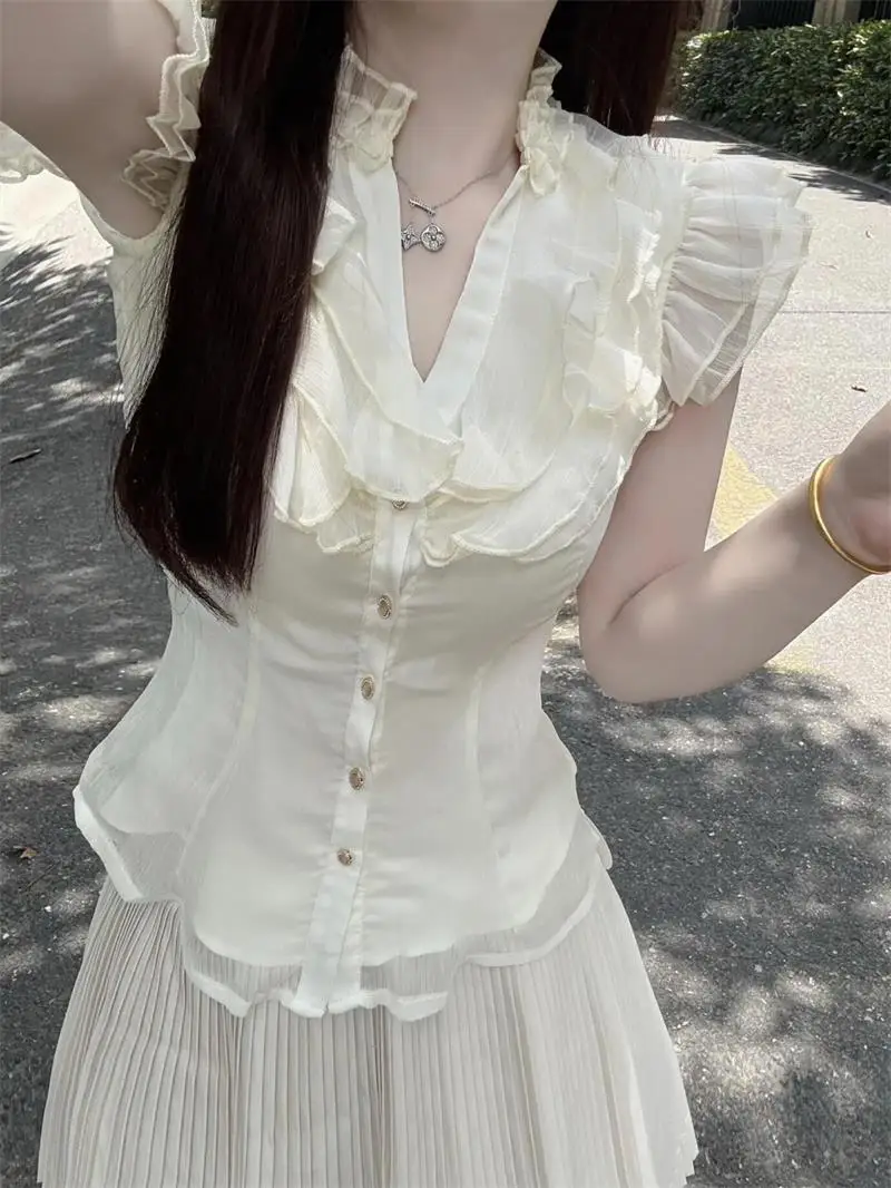 

Gagaok 2026 French Ruffled Mesh Fabric Slimming Design Women Summer New V-neck Small Fly Sleeves Waist Cinched Shirt Top