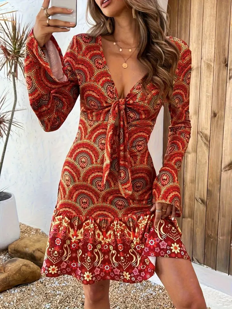 Vintage Ethno-Print V-Ausschnitt Kleid mit ausgestellten Ärmeln und Rüschenkante für Damen – Lässiges Maxikleid für den Sommer – Detail 4