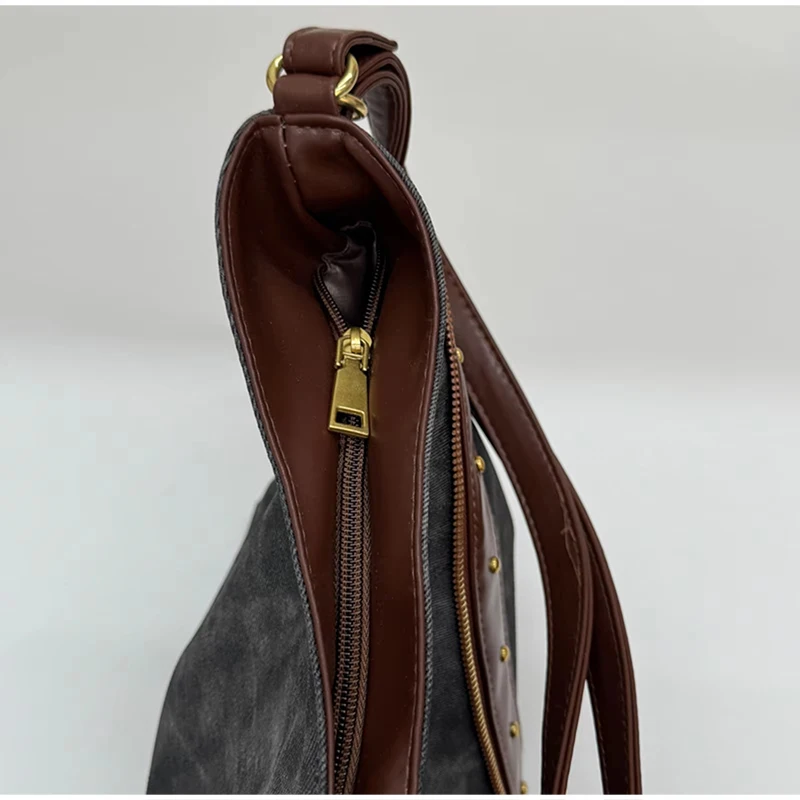 Vintage-Rucksack, Damen-Tragetasche, Retro-Spleiß-Hobo-Umhängetasche, lässige Alltags-Einkaufstasche mit Nieten-Dekor – Detail 5
