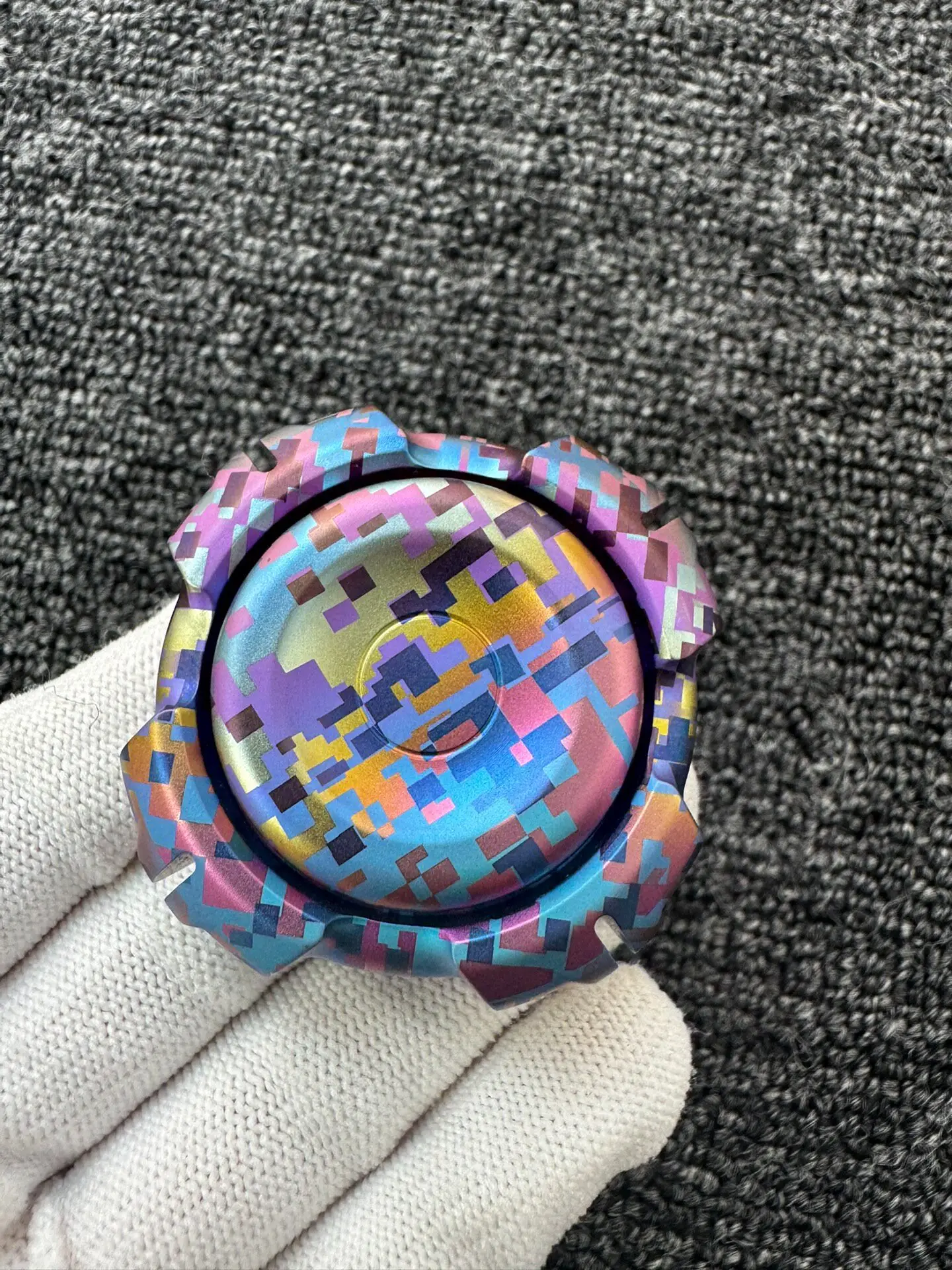 Used EDC Fu Shi edc track, titanium alloy mosaic pattern edc metal decompression toy