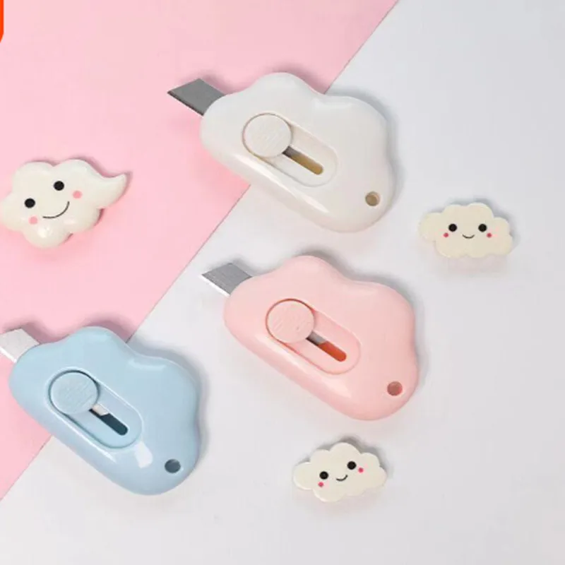 Cute Cloud Shape Mini Utility Knives, Box Cutter, Retrátil Letter Opener, Portable Carton Opener, 1Pc