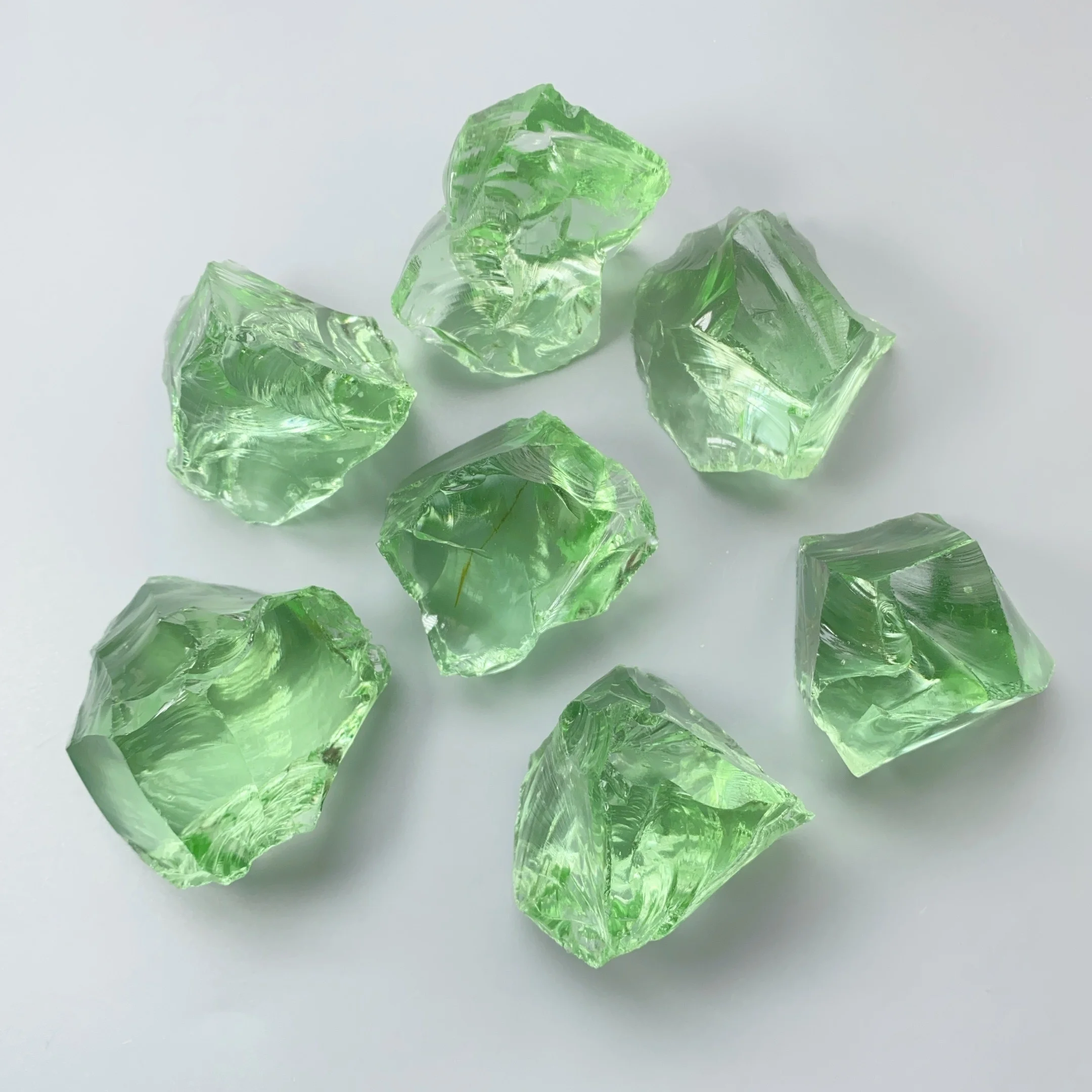 40g/100g/200g Light green smelted quartz Crystal, Light green glass raw stone, can be used for interior decoration aromatherapy