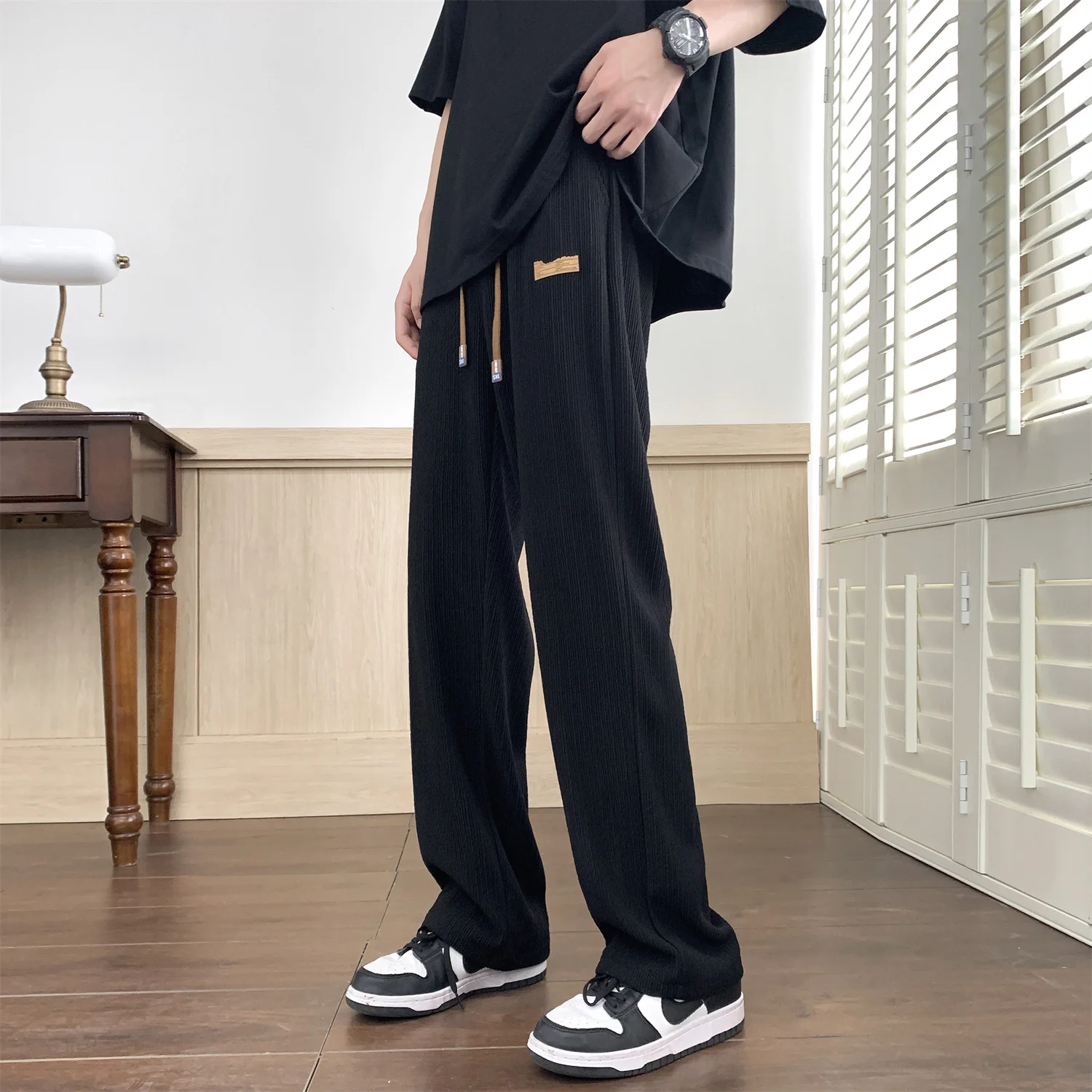 

Men's Casual Loose Straight Leg Pants Autumn High Street Sle Folded Texture Comfortable Breathable Faionable Straight Tub...