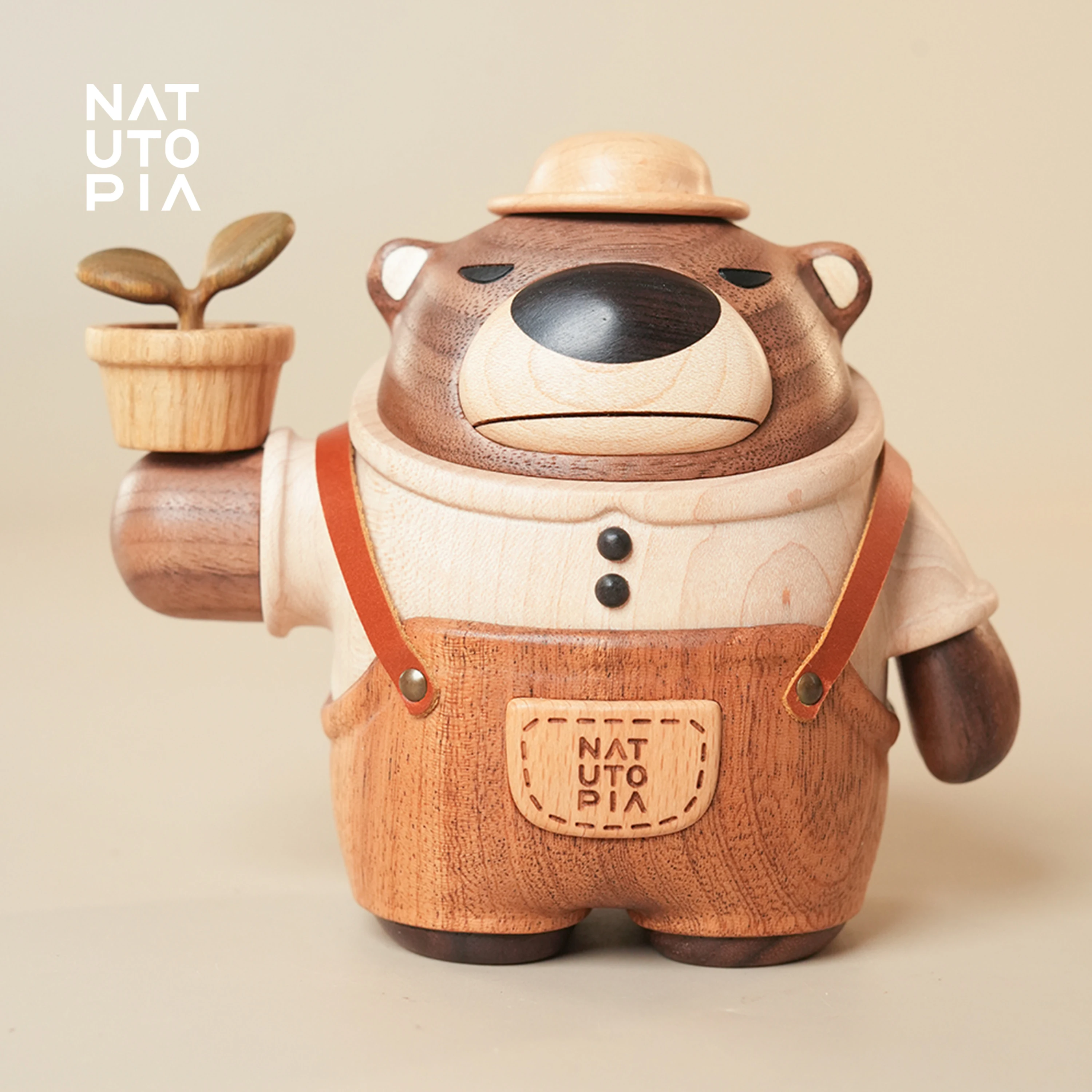 

Rural Style Wooden Carving Bear Gardener Bobba Decorative Figurine Cute Healing Series Home Decoration Artistic Craft Gift