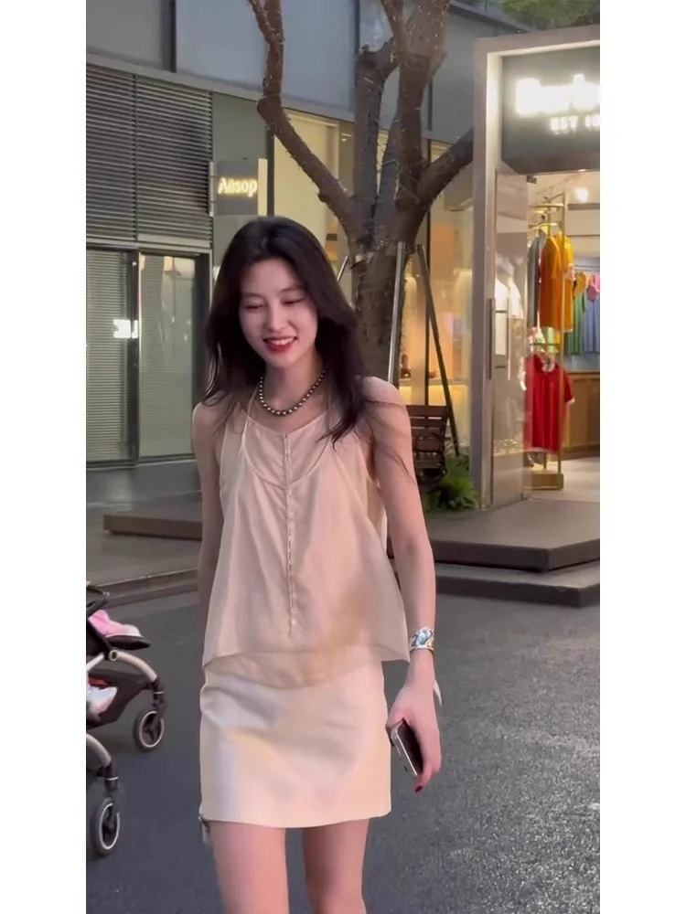 

Unique Design Off-oulder Svel Vest Women's Summer Faionable Top Pure Desire Fake Two-Piece Hanging Ne Strap Vest