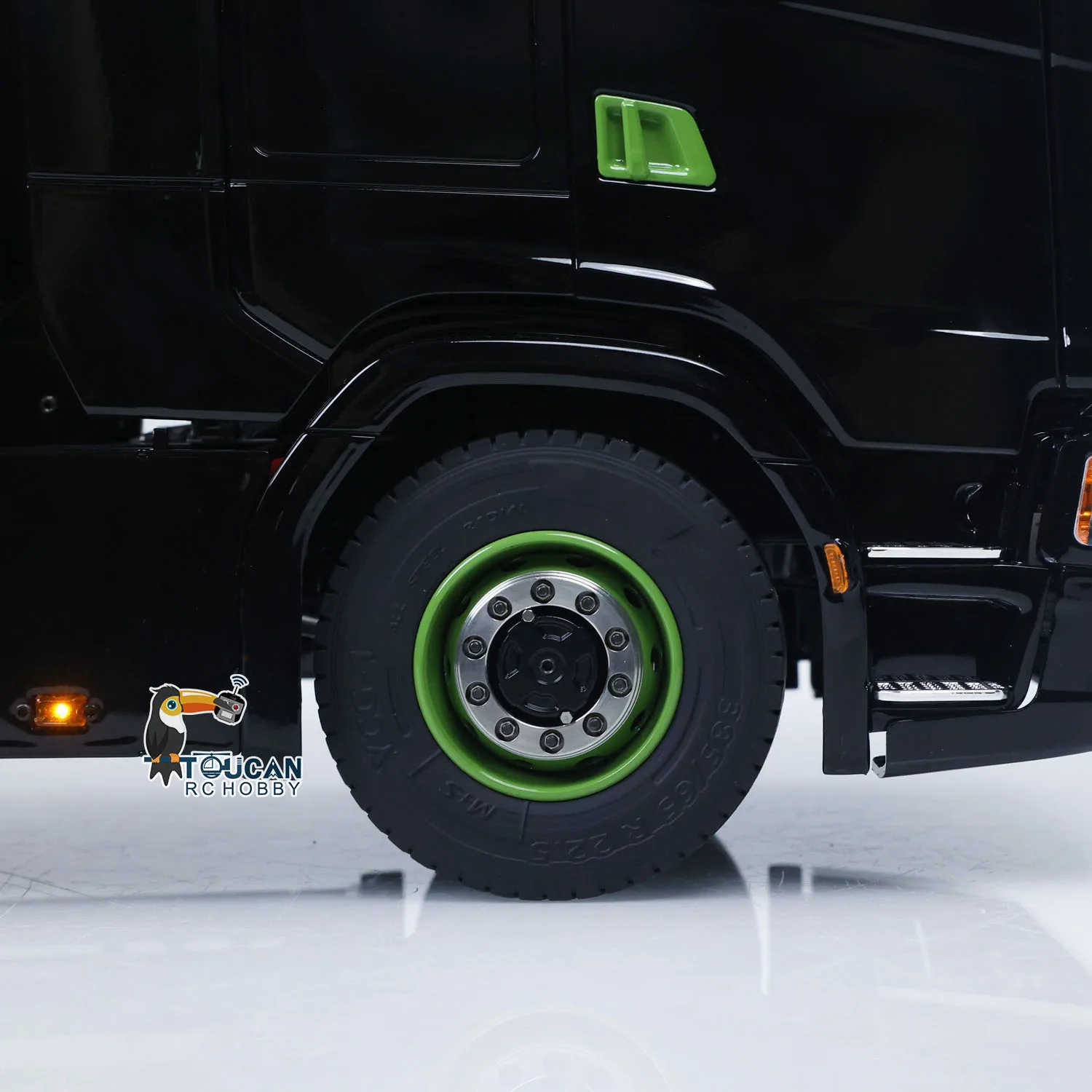 

Металлический гидравлический радиоуправляемый самосвал 1/14 6x6 770S с функцией переворота, 3-скоростной трансмиссией, подъемом заднего моста и звуковыми эффектами