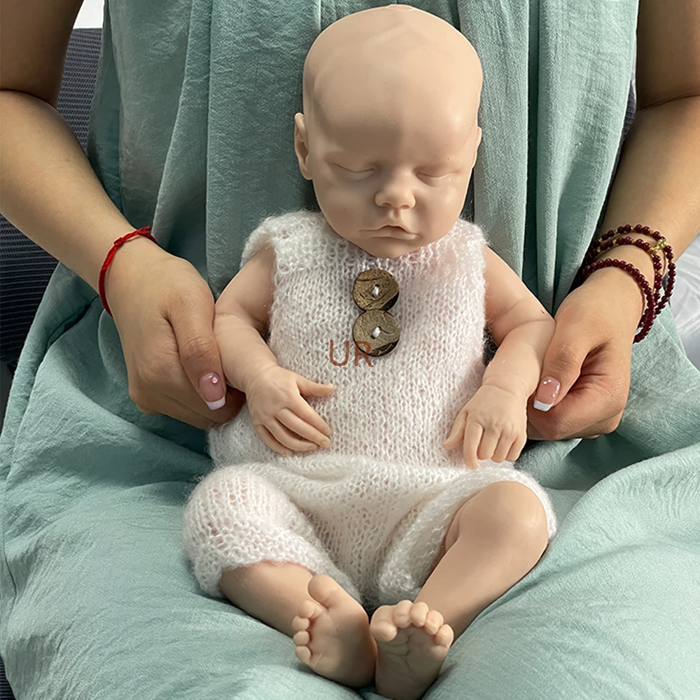 Juego de bebés renacidos sin pintar 100% silicona completa impermeable en blanco juguetes blandos proporcionados por la muñeca de la niña Beibei recién nacida para los padres de la pareja