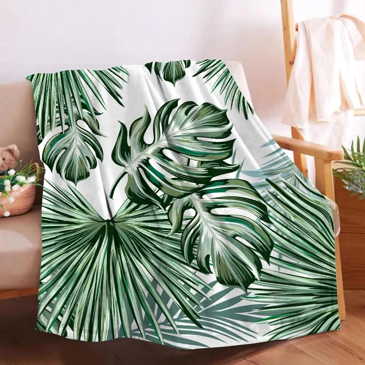 Large Cozy Tropical Leaf Print Fleece Throw Blanket for Sofa Bed Living Room Home Decor Jungle Botanical Aesthetic Gift