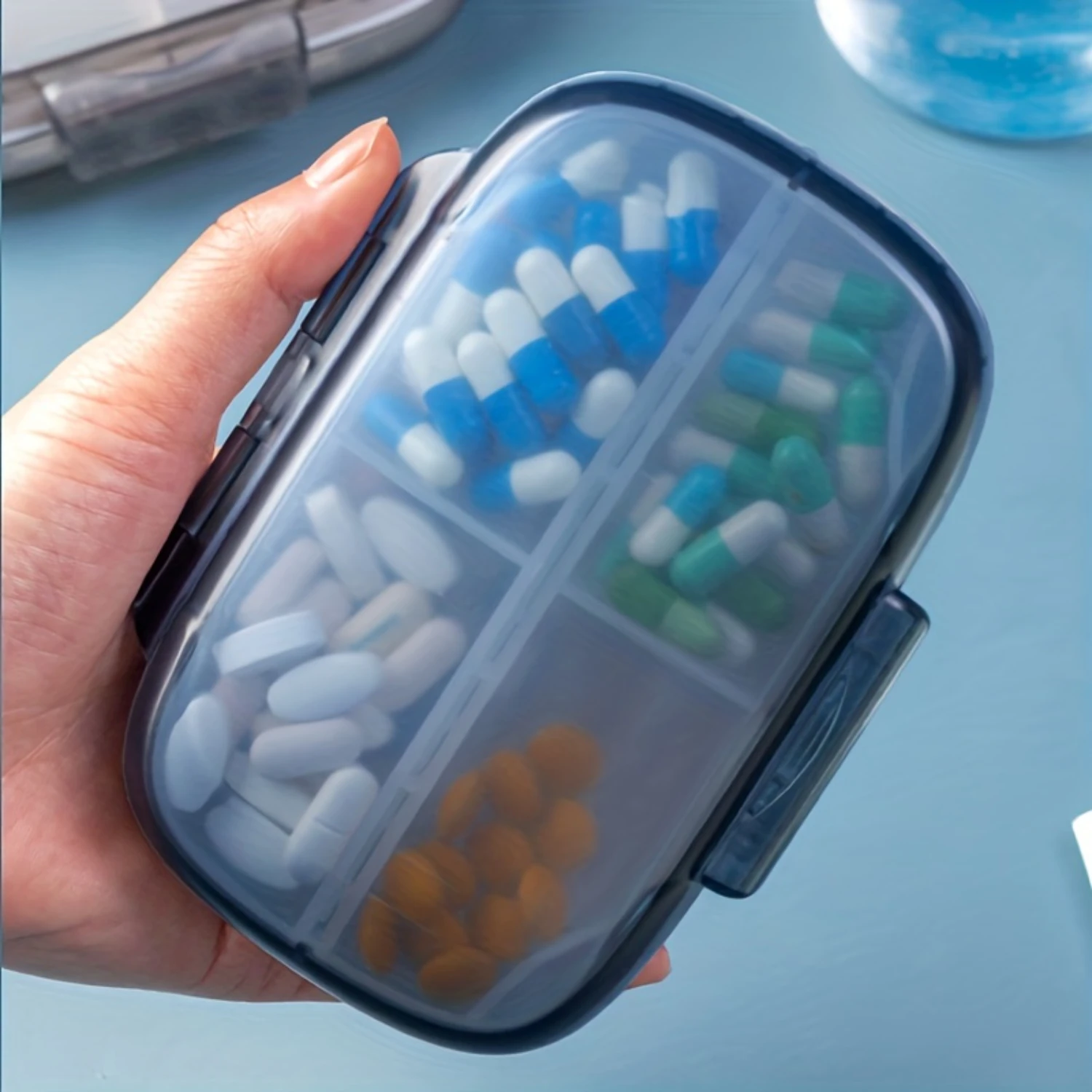 1pc Frosted 7-cell Pill Box, One Week Portable Large-capacity Pill Box, Sealed Portable Dispenser Pill Box. Individual Pill Disp