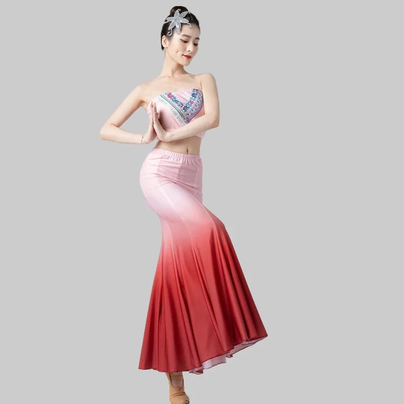 Dai Dance Costumes Women Peacock Dancer Clothing Minority National Dance Costumes Traditional Mermaid Peacock Dance Dress