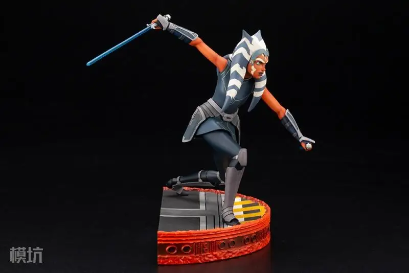 FSTW008 Star Wars The Clone Wars Young Ahsoka Tano Anakin Anime Action Cartoon Figure Modello come regalo per la decorazione della collezione