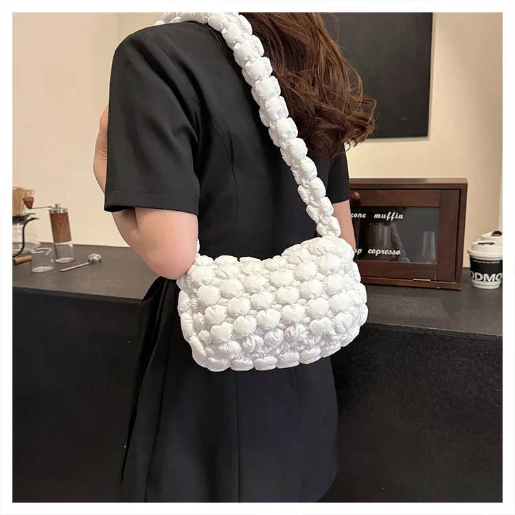 

2024 Round Bubble Pleated Shoulder Crossbody Bag For Women Luxury Designer Nylon Cloud Bags Ladies Travel Shopper Bags