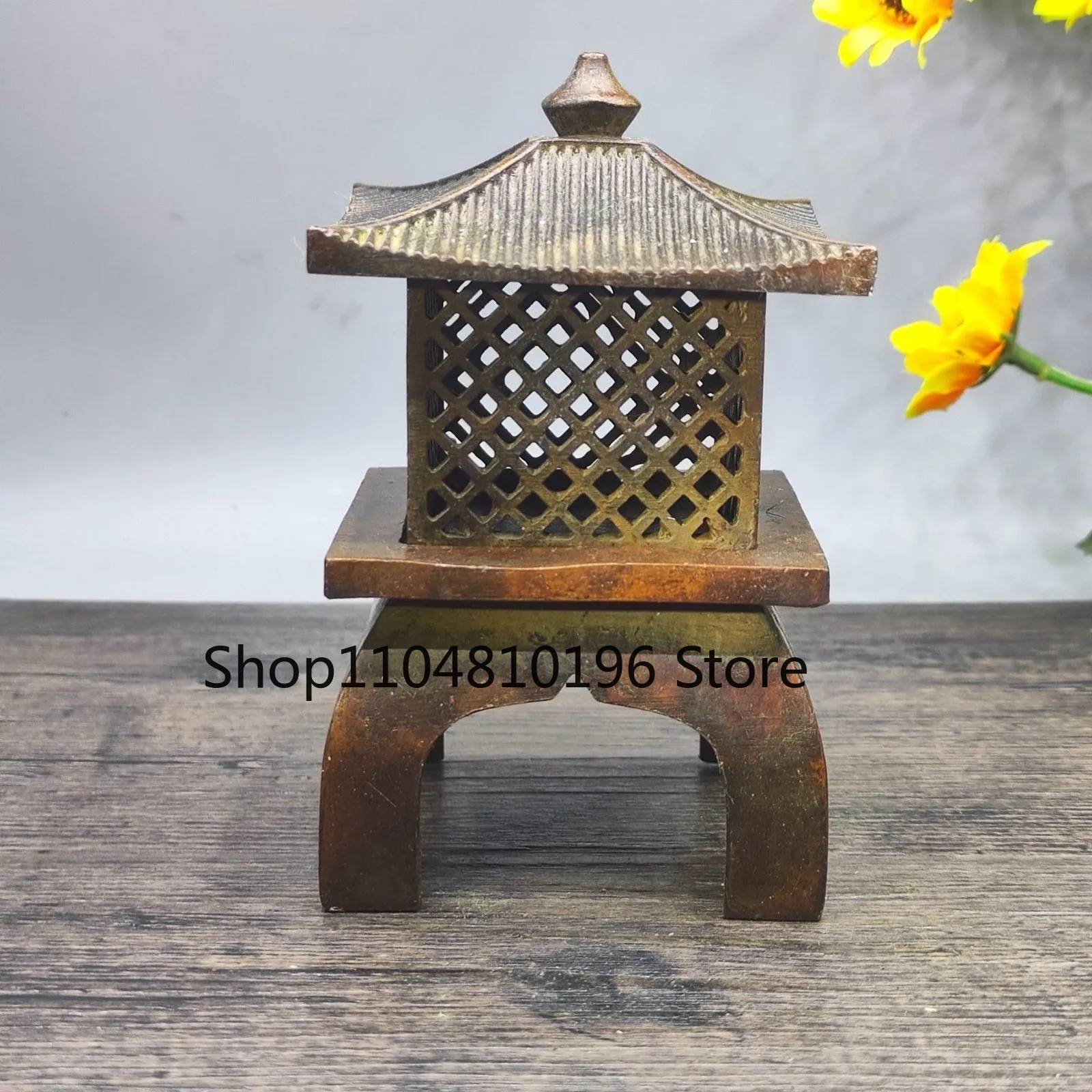 New Palace Lantern Incense Burner Hollow With Lid Home Aromatherapy