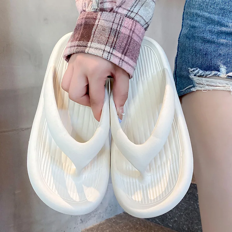 Evshine Women's Summer Flip Flops Outdoor Fashion Non-slip Beach Slippers Comfort Soft Bottom Lady Sandals House Bathroom Slides