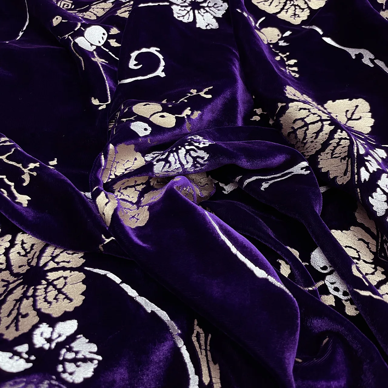 New Silk Silk Velvet Colored Printed Chinese Style Top Fabric Vest Clothing Custom Fabric