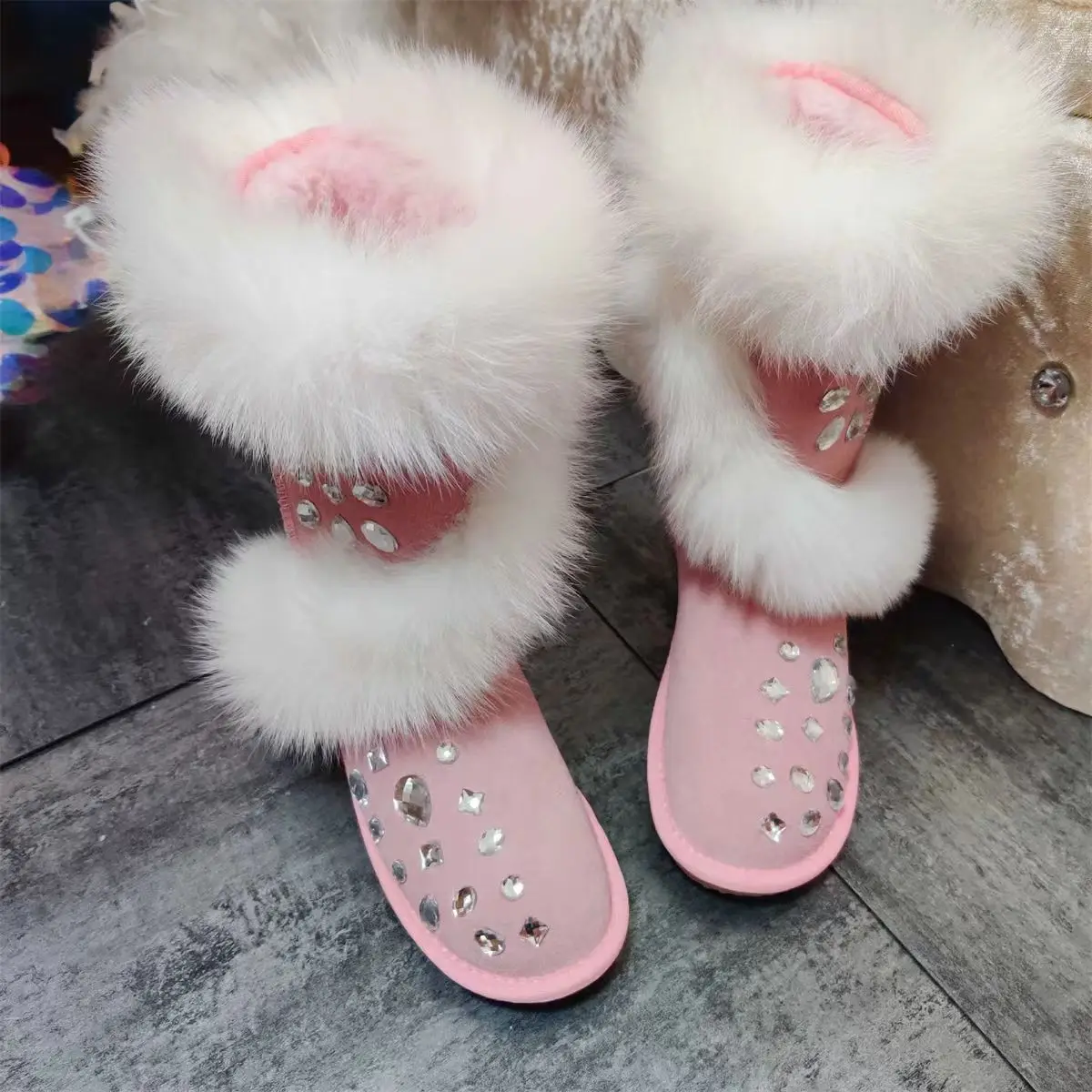 

Pink banquet and wedding snow boots, luxurious rhinestone thickened fur one-piece women's cotton shoes 35-40