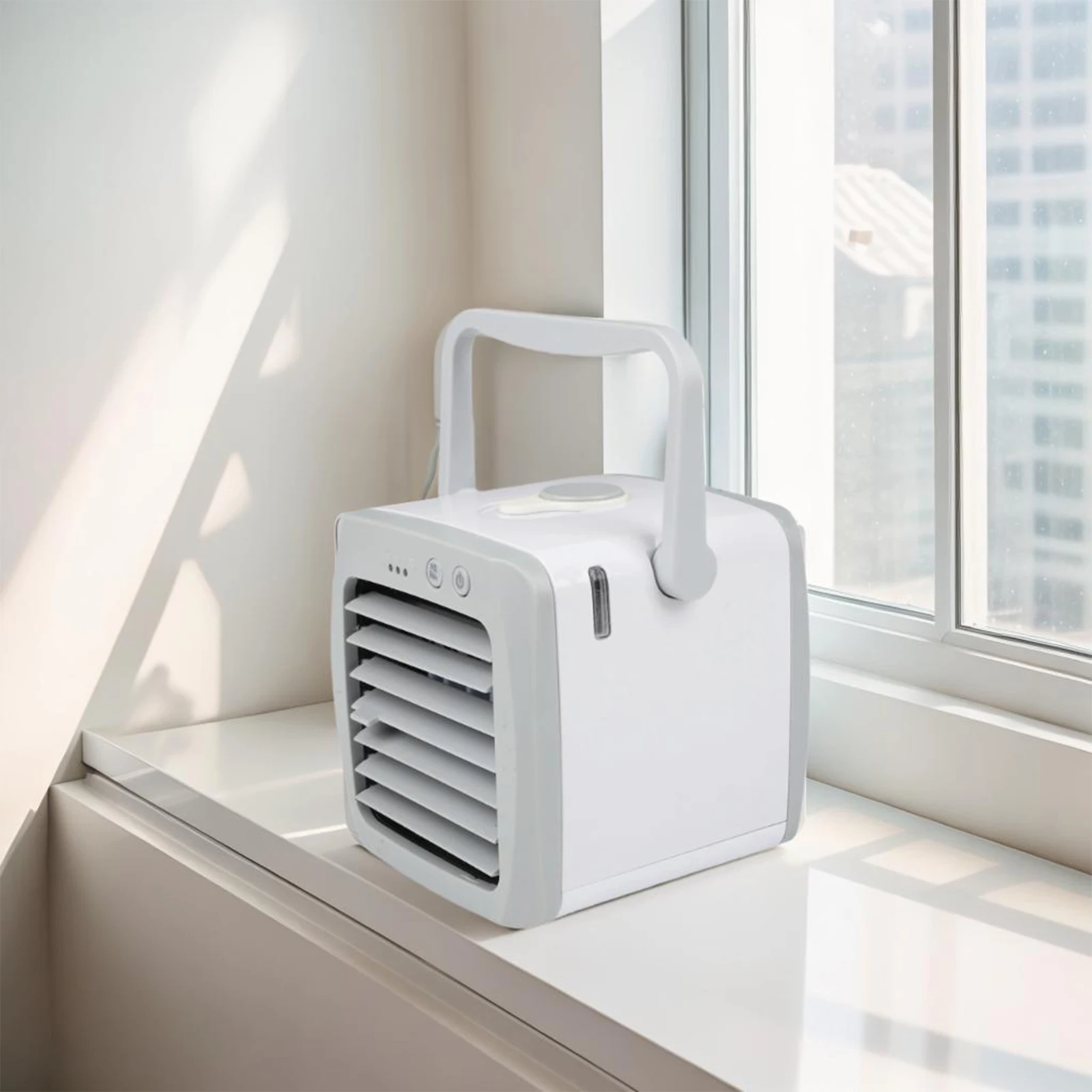 Mini sistema di raffreddamento Dispositivo di raffreddamento compatto Capacità serbatoio acqua domestica 150 ml Tecnologia di raffreddamento efficiente per scrivania