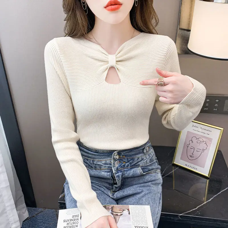 Wholesale 2024 Spring and Autumn New Bottoming Sweater Top Women's Design Sense Niche French Fashion Temperament Slim Fit