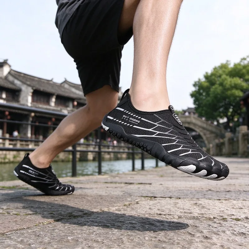 Daily men's casual sports shoes running shoes outdoor beach swimming fitness shoes multi-functional fashion sports shoes
