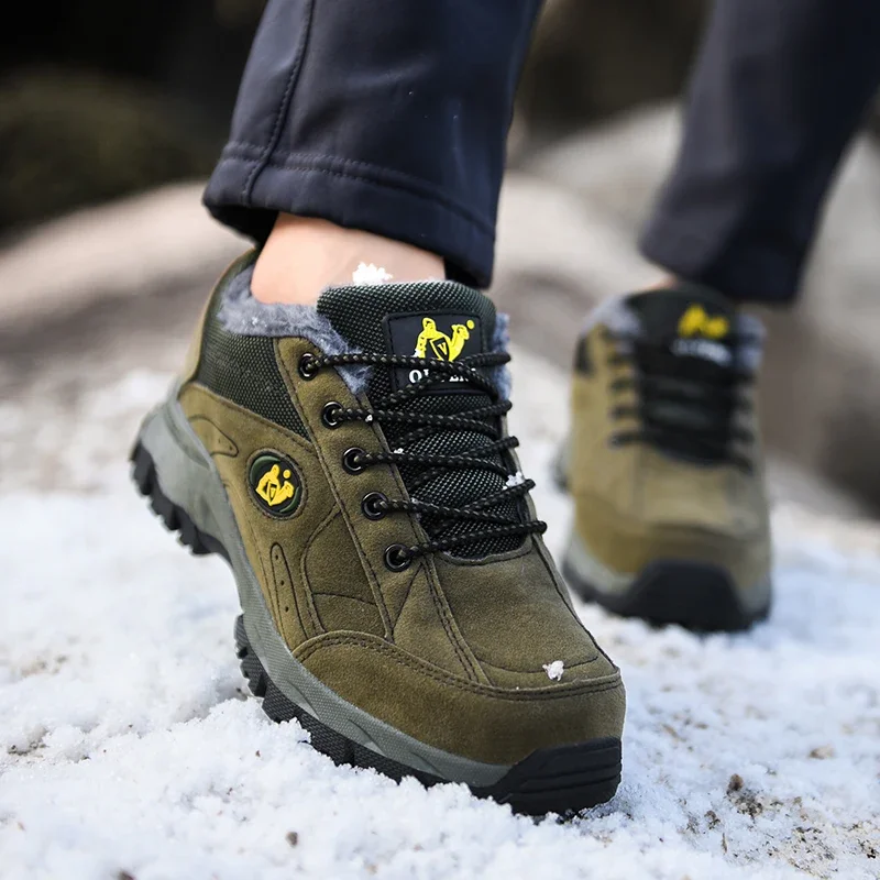 Winter Snow Large Size 36-49 Outdoor Hiking Shoes Climbing Shoes Men Cotton-padded Hard-Wearing Sneakers Men Free Shipping