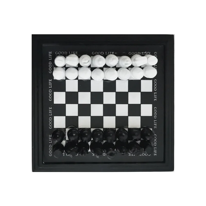Tablero de ajedrez en blanco y negro en miniatura 1:12, modelo de escena, accesorios de fotografía, accesorios para casa de muñecas, Mini ajedrez, decoración para casa de muñecas