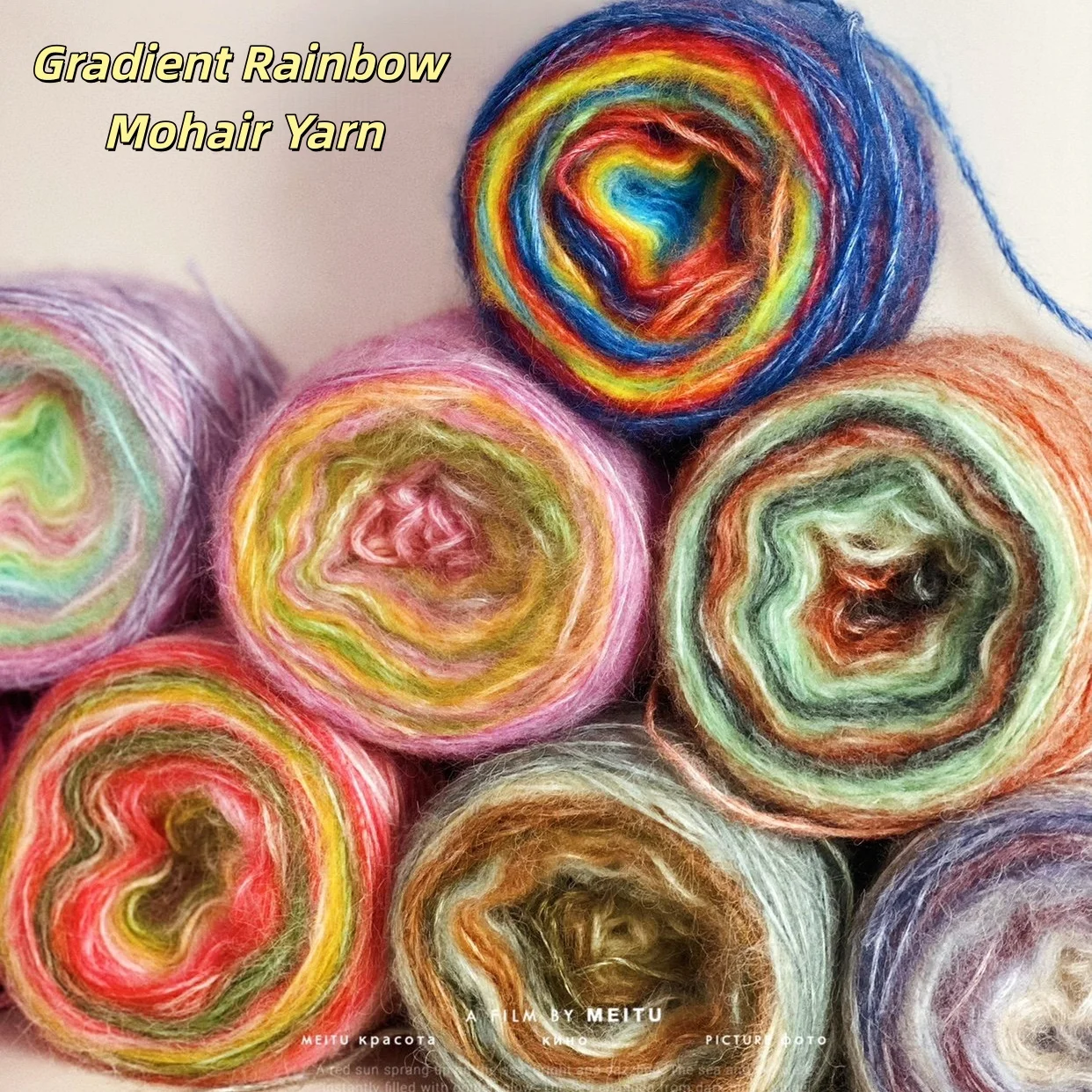 1 grand sac de 2 pelotes de fil de mohair arc-en-ciel dégradé de 200 grammes, pelucheux, doux, moelleux, pour le tricot à la main, l'artisanat DIY, peut être utilisé pour faire des pulls, des fleurs tricotées à la main, des écharpes, des chapeaux, etc.