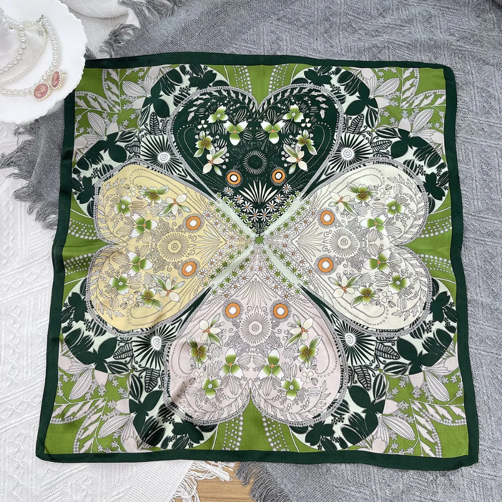 

Green four-leaf clover print silk scarf women's 53cm square scarf sun protection fashion scarf
