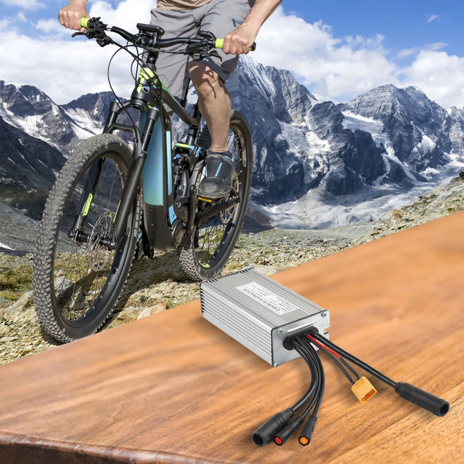 

Надежный контроллер бесщеточного двигателя с храмами обоих напряжений 36 В и 48 В. Полный комплект, включая функциональный кабель.