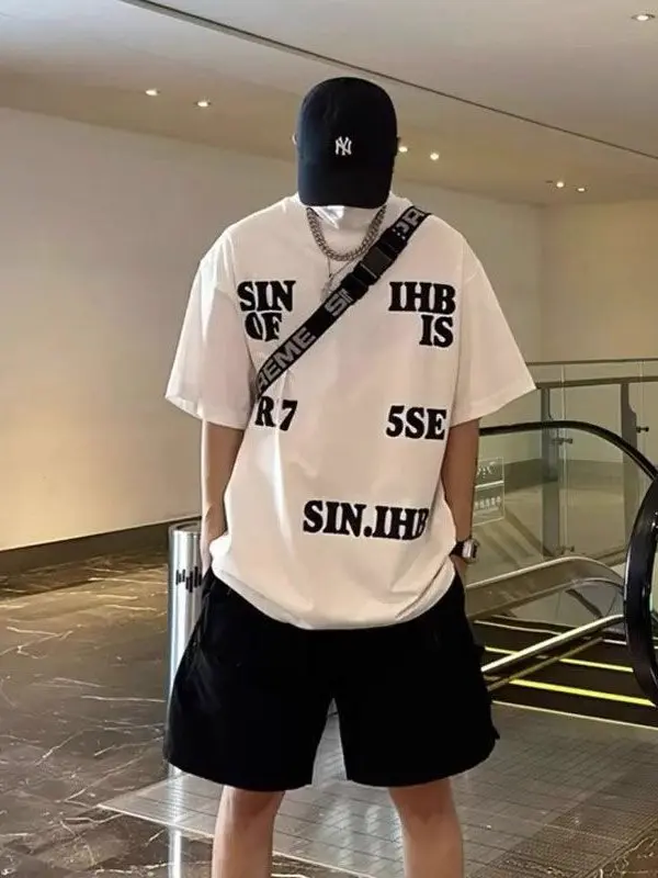 

Оверсайз футболка из 100% хлопка в американском уличном стиле, летняя новинка с асимметричным буквенным принтом