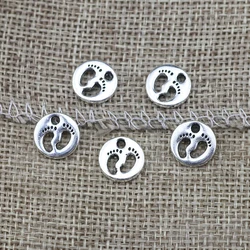 30Pieces/lot 11x11mm Antique Silver Color Baby Feet Round Charms Cute Pendant DIY Handcraft Jewelry