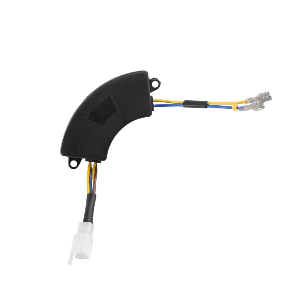 Arc Shaped Automatic Voltage Regulator 2KW-3KW 220μF 250V Voltage Regulator Rectifier Durable Black Voltage Stabilizer