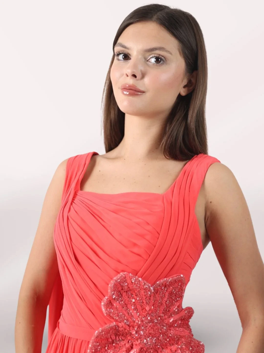 Customized A-Line Spaghetti Straps Sleeveless Elegant Evening Dress Delicate Bespoke Occasion Gowns Fashion Celebrity Gowns