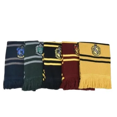 Nuova sciarpa Harryy Potter calda spessa Slytherin Hogwarts College Badge Ravenclaw Hermione Gryffindor nappa sciarpa accessori regali