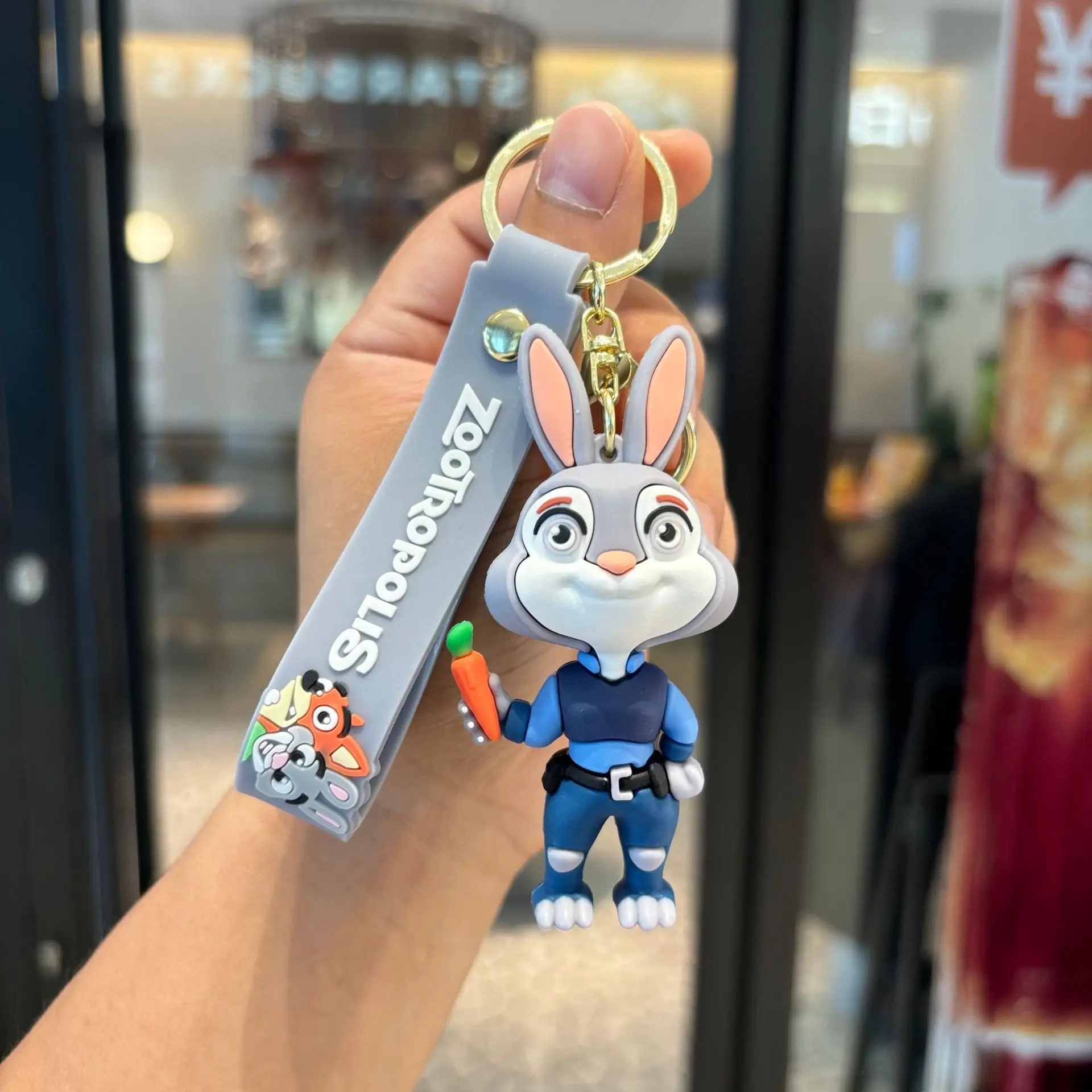 الاتجاه الجديد ل Zootopia المفاتيح الكرتون Kawaii تمثال قلادة ظهره ملحق سيارة كيرينغ البلاستيكية ملحق هدية الكريسماس