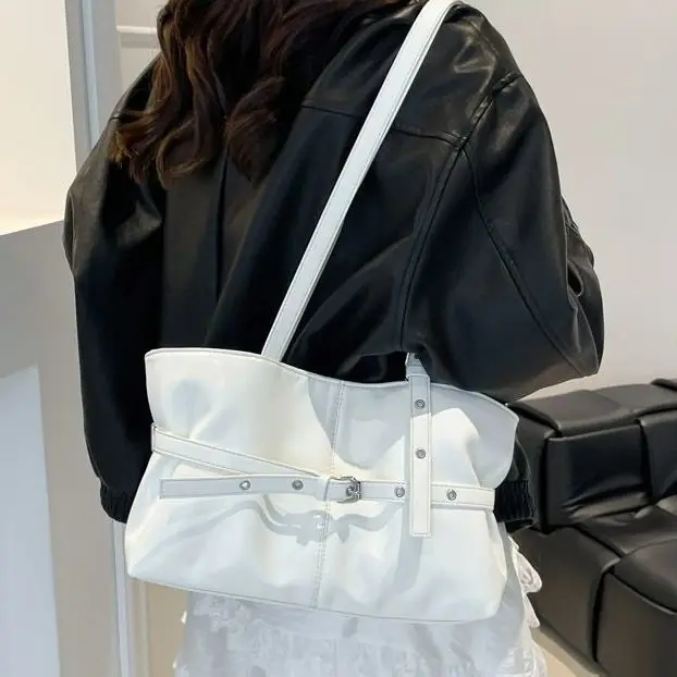 

Модная однотонная большая сумка на ремне, женская кожаная сумка с вышивкой, большая вместительная сумка на плечо, женская повседневная сумка для поездок на работу, 2025