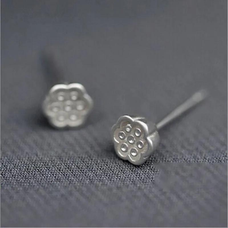 

New Creatie Fashion Lotus Root 925 Sterling Silver Jewelry Personalized Simple Stud Earrings E179