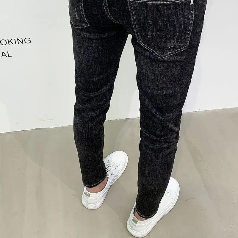 New Korean Style Slim Fit Black Jeans for Men with Embroidery Design Denim Pants for Casual and Luxury Clothing Stretch Trousers