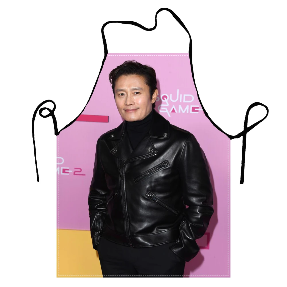 Lee Byung Hun Apron Santa Flying with Merry Christmas Text Design - Sleeveless Kitchen Apron for Holiday Baking7.23