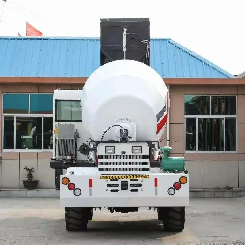 YG Portable Mobile 1-1.5m3 Self Loading Concrete Mixer Plant Self Loading Concrete Mixer Machine Truck Mounted Concrete Pump