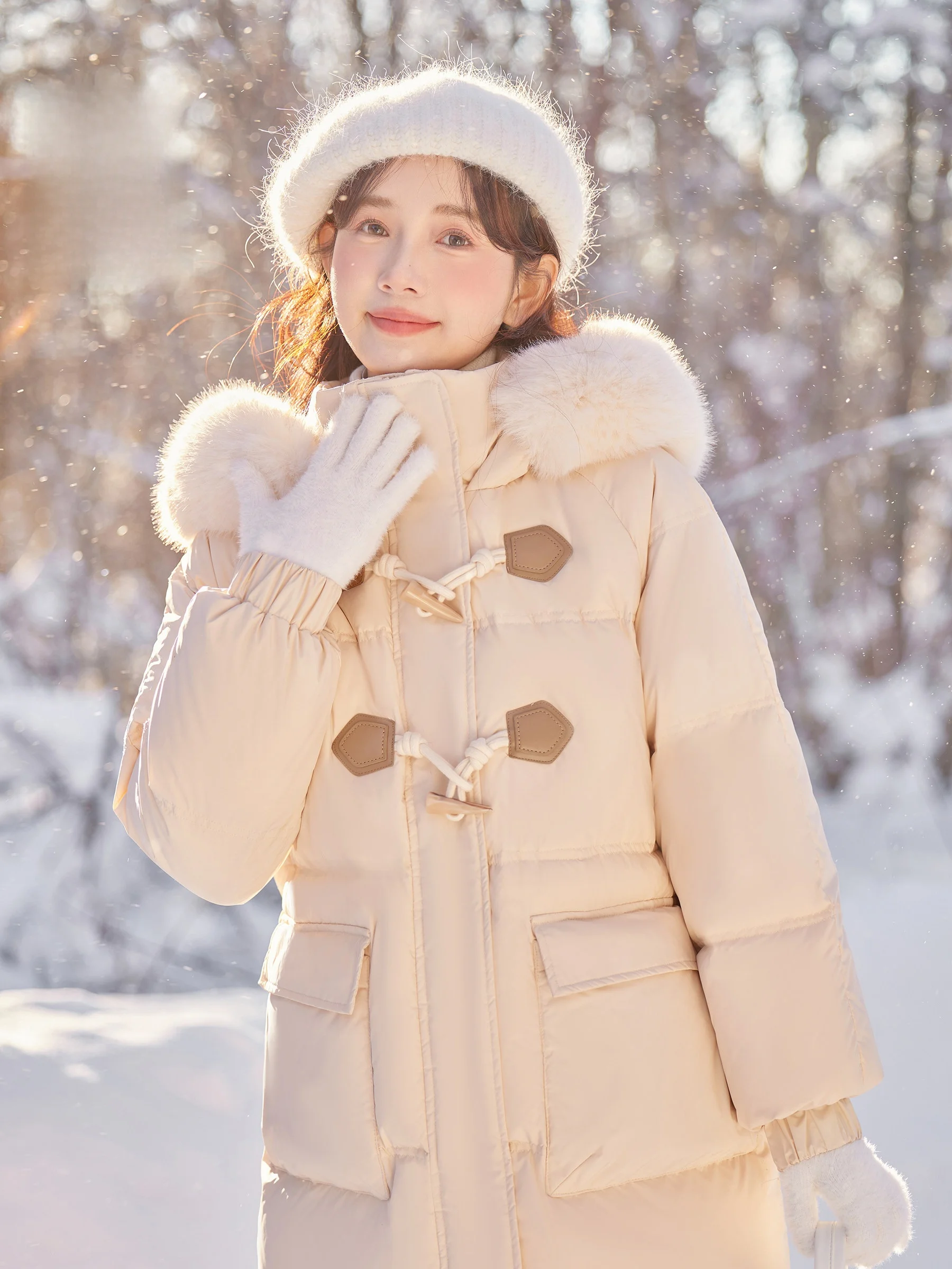 

Теплая зимняя куртка-пуховик Warm Sun Departure 22352 Sweet Sle с 90% пуха, меховым воротником, молнией и тканью с эффектом памяти