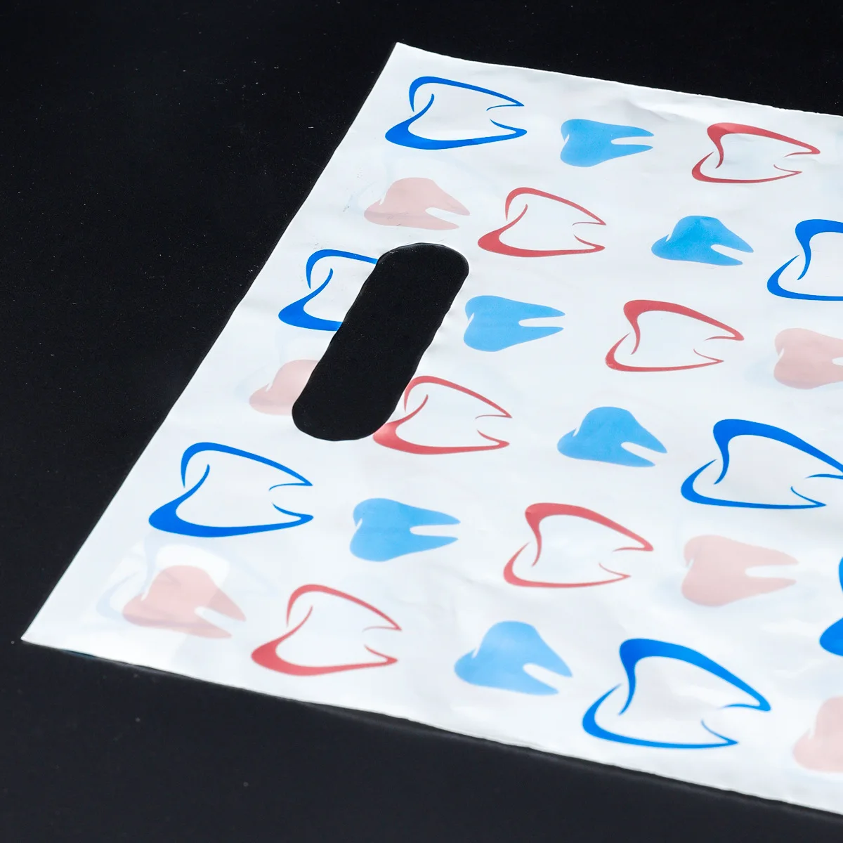 100pcs Dental Bags For Dental Patients, Bulk Plastic Dental Goods Gift Bags For Hygienists, Dentists, Patient Care Clinics,