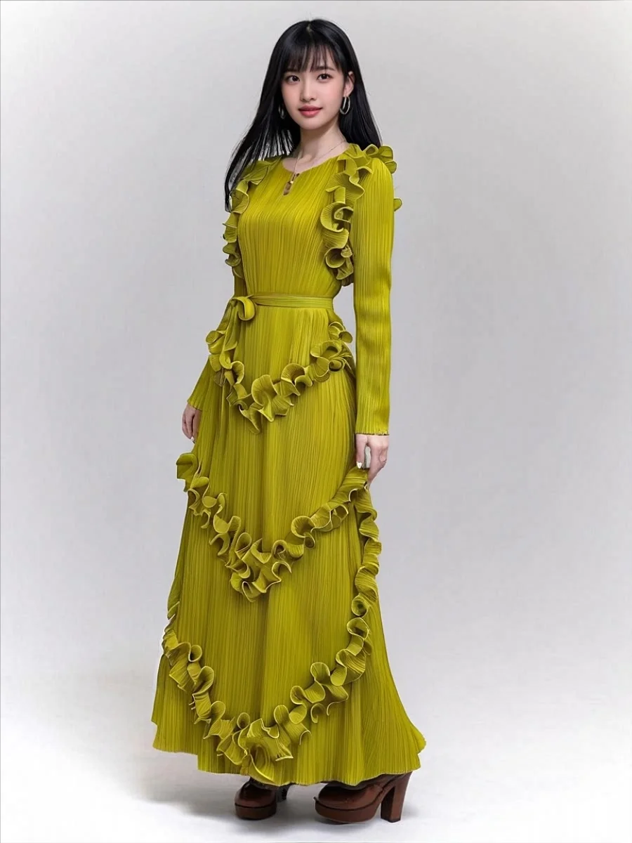 

Miyake Pleated New 2025 Spring and Autumn Long Sleeved Round Neck Ruffle Fashionable Loose Slimming Irregular Pleats Dress