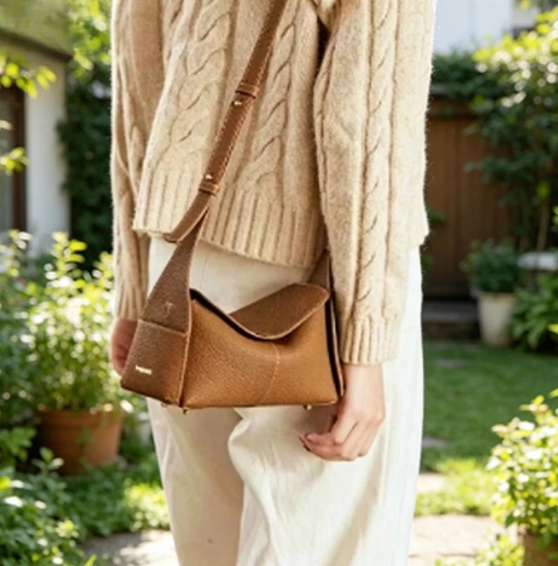 S Fashion Commuting Versatile Women's Bag Casual Urban Simple Personality Roof Bag Single Shoulder Slant Cross Handbag Sweet Bag