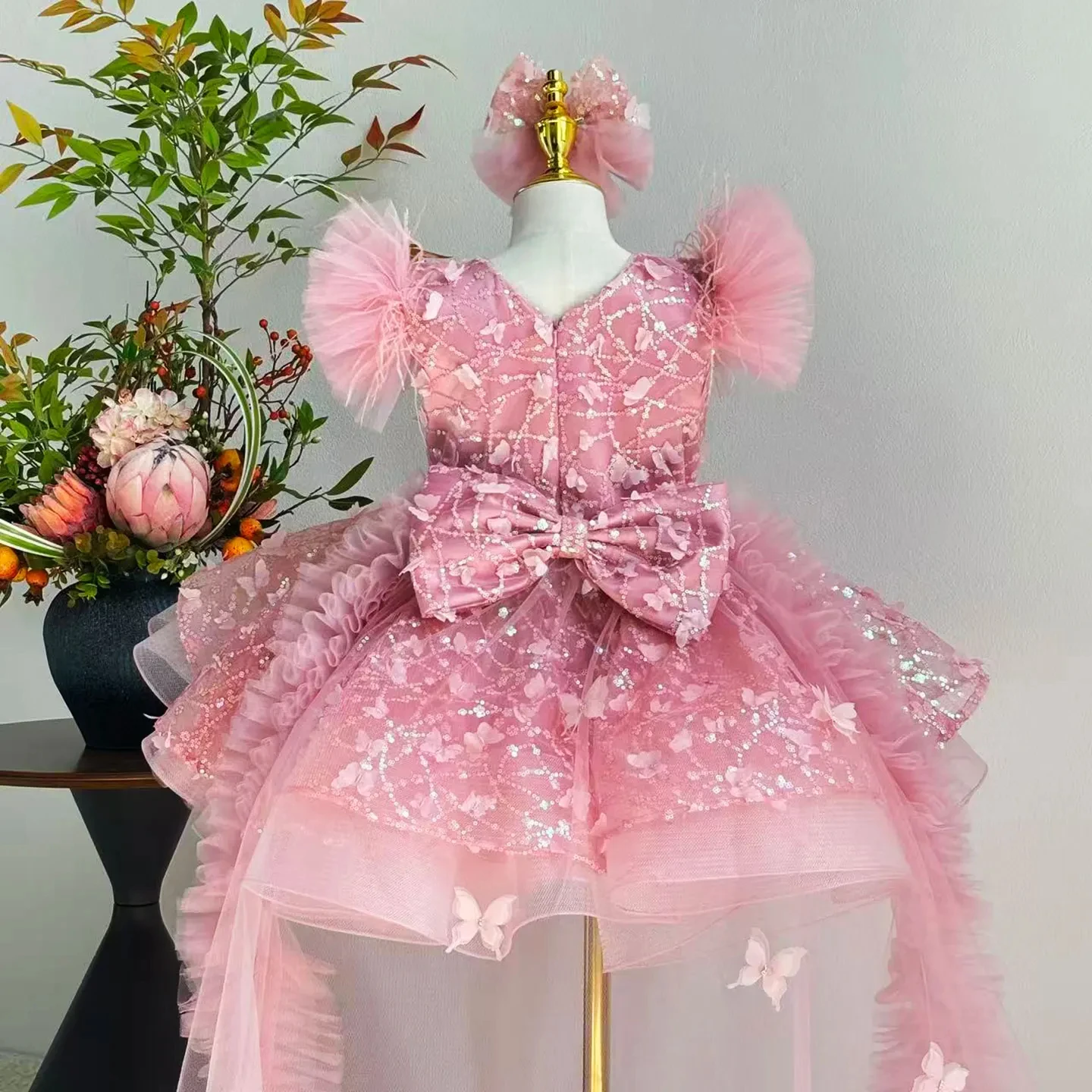 Customized Flower Girl Dress For Wedding Appliques Bow Glitter Knee Length Sleeveless Kids Birthday First Communion Gown