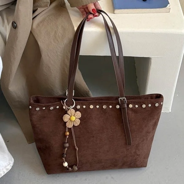 retro-suede-rivet-tote-bag-women's-casual-large-capacity-commuter-armpit-bag-autumn-winter-new-style-leisure-fashion