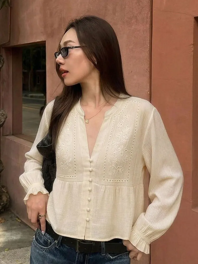 Damenbluse im Vintage-Stil mit Stickerei, Knopfleiste vorne, Rüschenmanschetten, langen Ärmeln und Schößchen-Oberteil für Frühling und Sommer