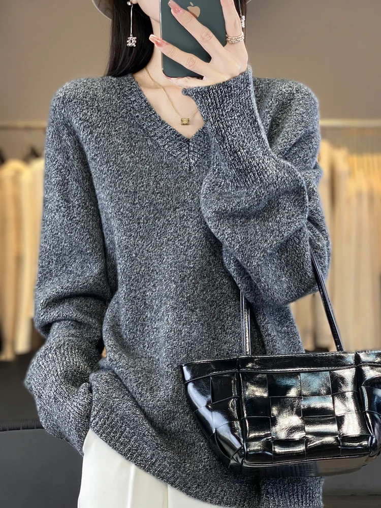 

New Chic Woman Clothes 100%Merino Wool Knitwear Casual Loose Patterned V-Neck Sweater Soft Warm Raglan Sleeve Pullover Tops 2025