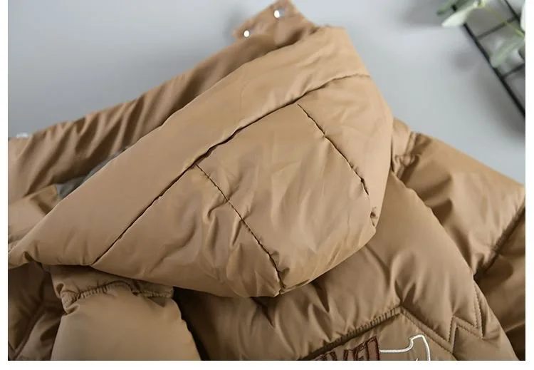 30 ℃ 2025, Winter-Jacke für Teenager und Jungen, Plüsch, dick, Kälteprävention, Briefdruck, mit Kapuze, Daunen-Baumwolle, Outdoor-Jacken für 4–11 Jahre – Detail 11