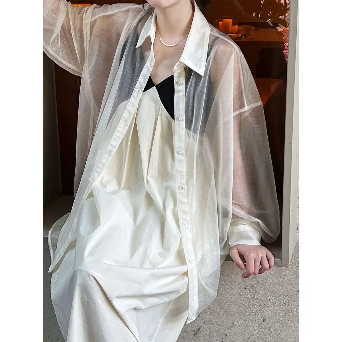 

Casual 2025 Summer New Minimalist and High End Perceptual Sunscreen Shirt, Misty Mesh Shirt Top, Women's 3236